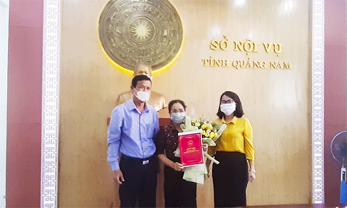 Công bố quyết định bổ nhiệm Phó Trưởng phòng Văn thư - Lưu trữ